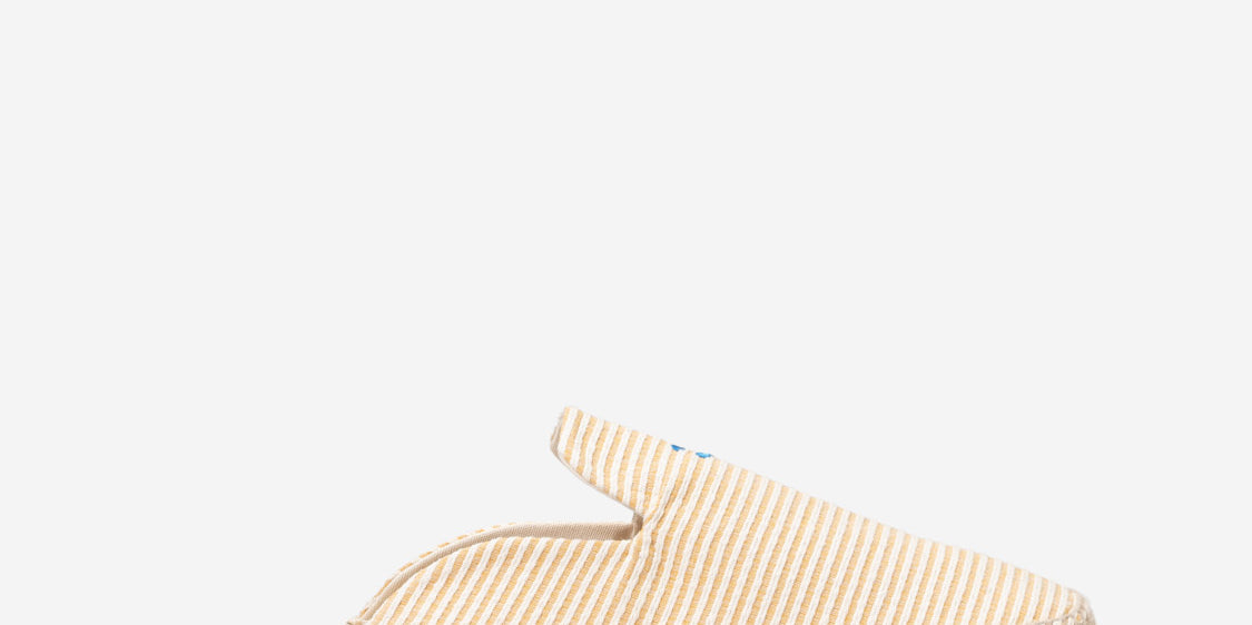 Alpargata destalonada cosida a mano en España